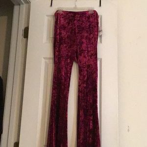Small red velvet flare pants forever 21